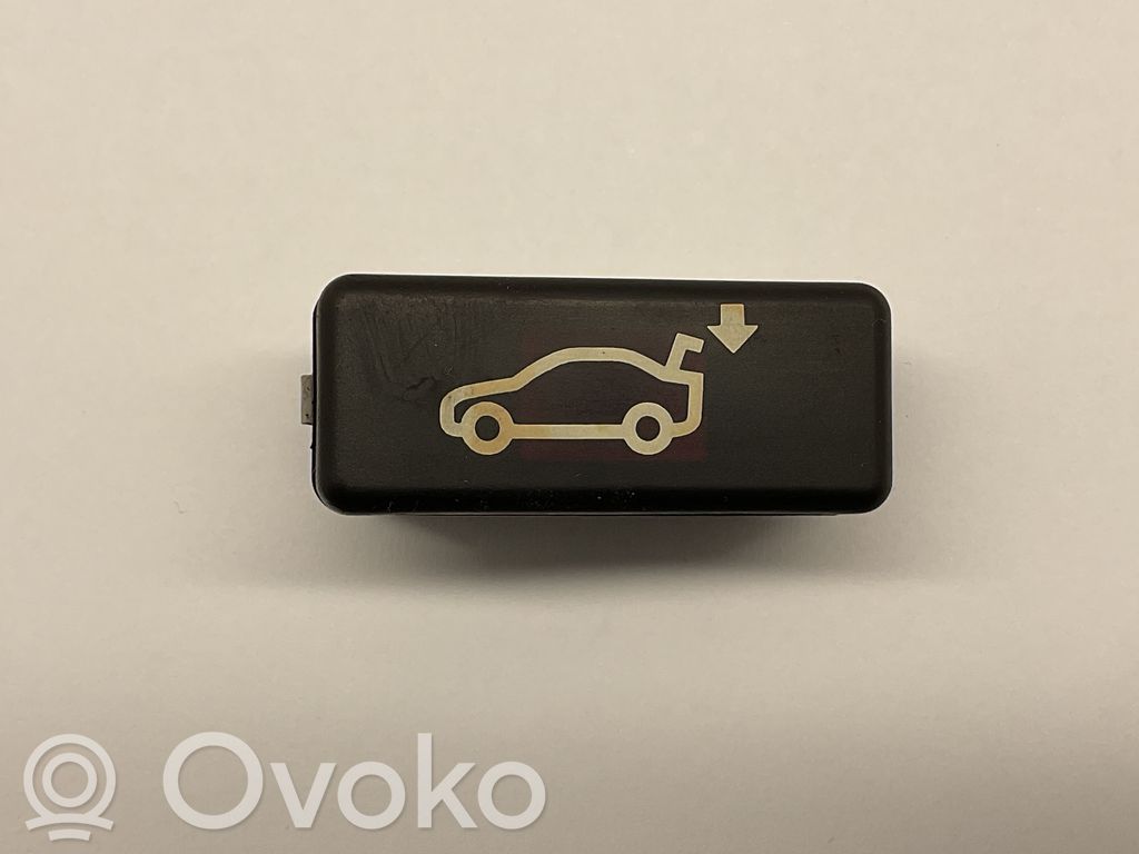 BMW 7 E65 E66 Bagažinės dangčio uždarymo jungtukas 