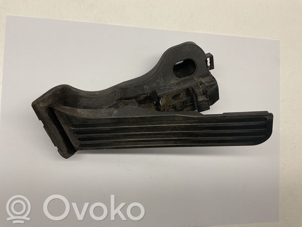 Volkswagen Golf IV Accelerator throttle pedal 