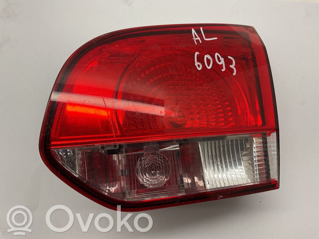 Volkswagen Golf VI Lampy tylnej klapy bagażnika 