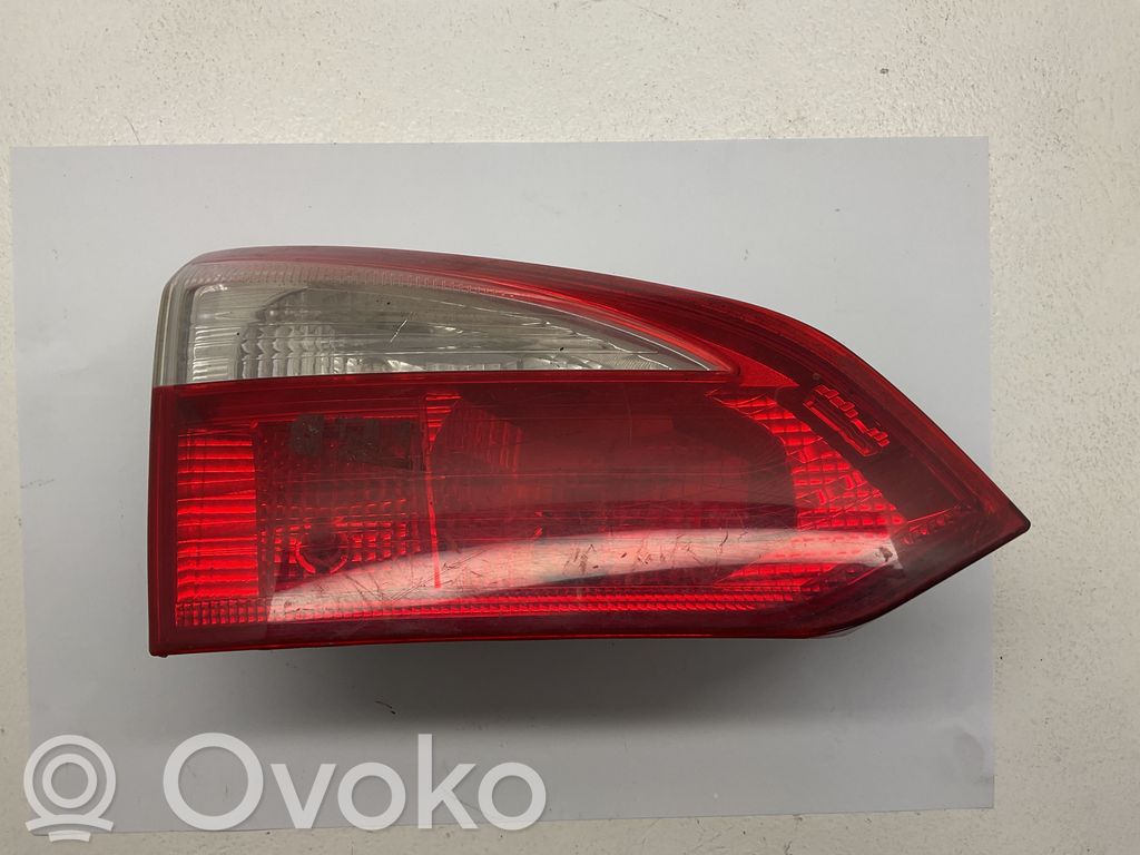 Ford Focus Tailgate rear/tail lights 