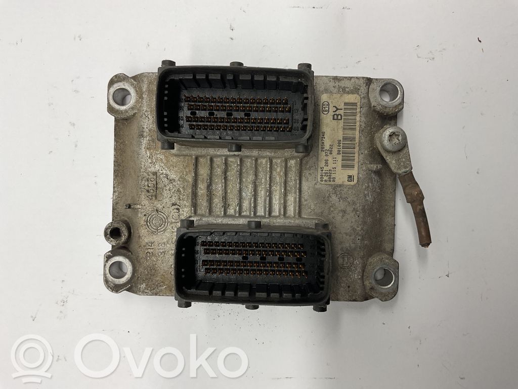 Opel Corsa C Engine control unit/module 