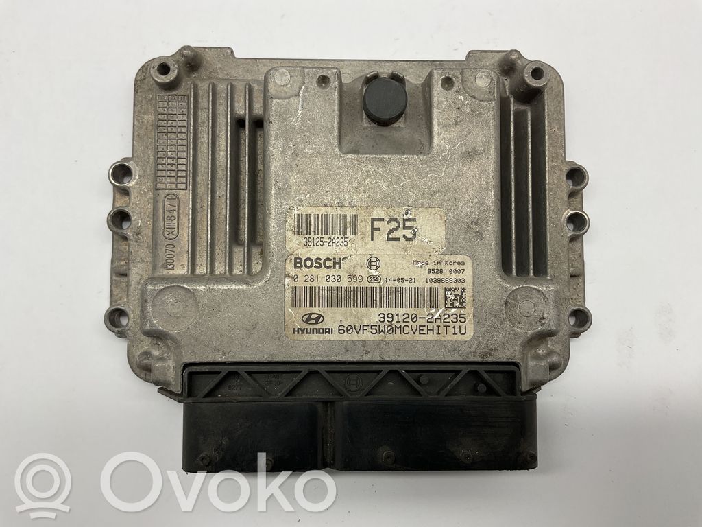 Hyundai i40 Engine control unit/module 