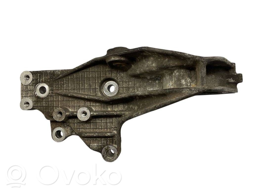 Alfa Romeo 147 Engine mounting bracket 