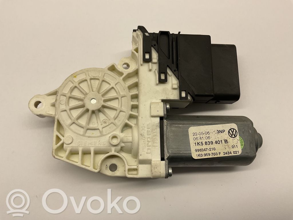 Volkswagen Golf V Motor macara geam ușă spate 