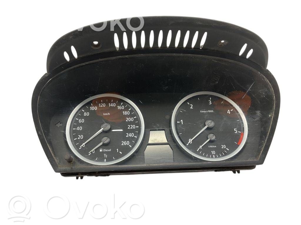 Spidometrs (instrumentu panelī)   A2C53020569
