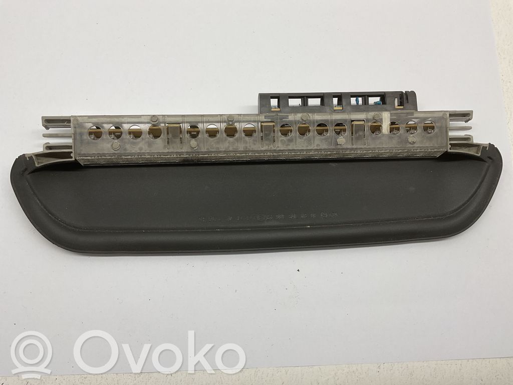 BMW 3 E46 Third/center stoplight 