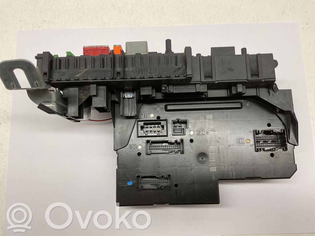 Mercedes-Benz E W212 SAM control unit 