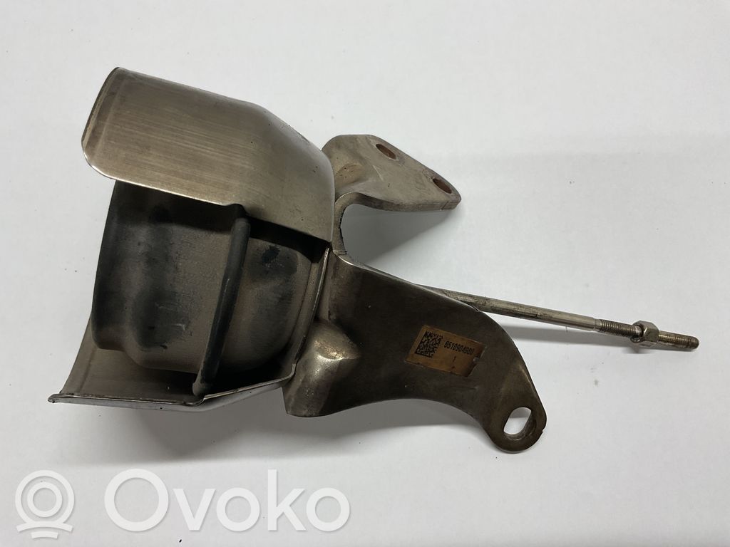 Cześć układu próżniowego turbosprężarki   6510904980