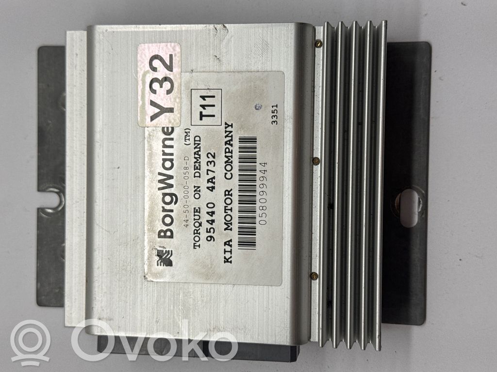 KIA Sorento Transfer box differential control unit 
