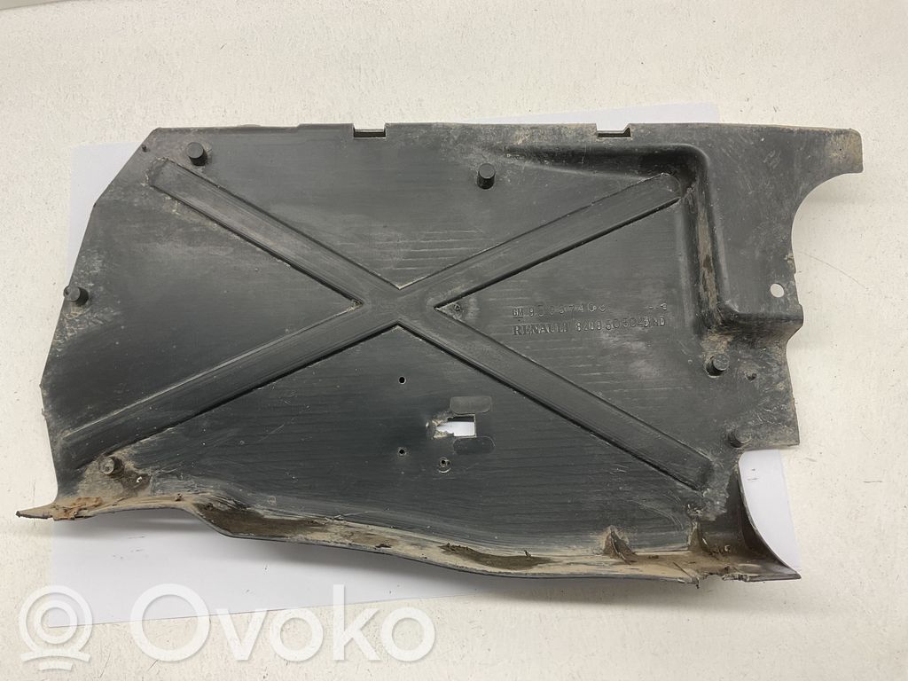 Renault Trafic II (X83) Engine splash shield/under tray 