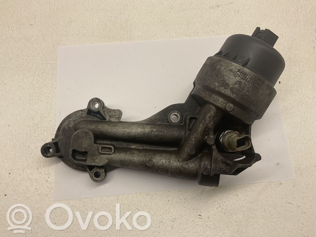 Peugeot 307 Oil filter mounting bracket 