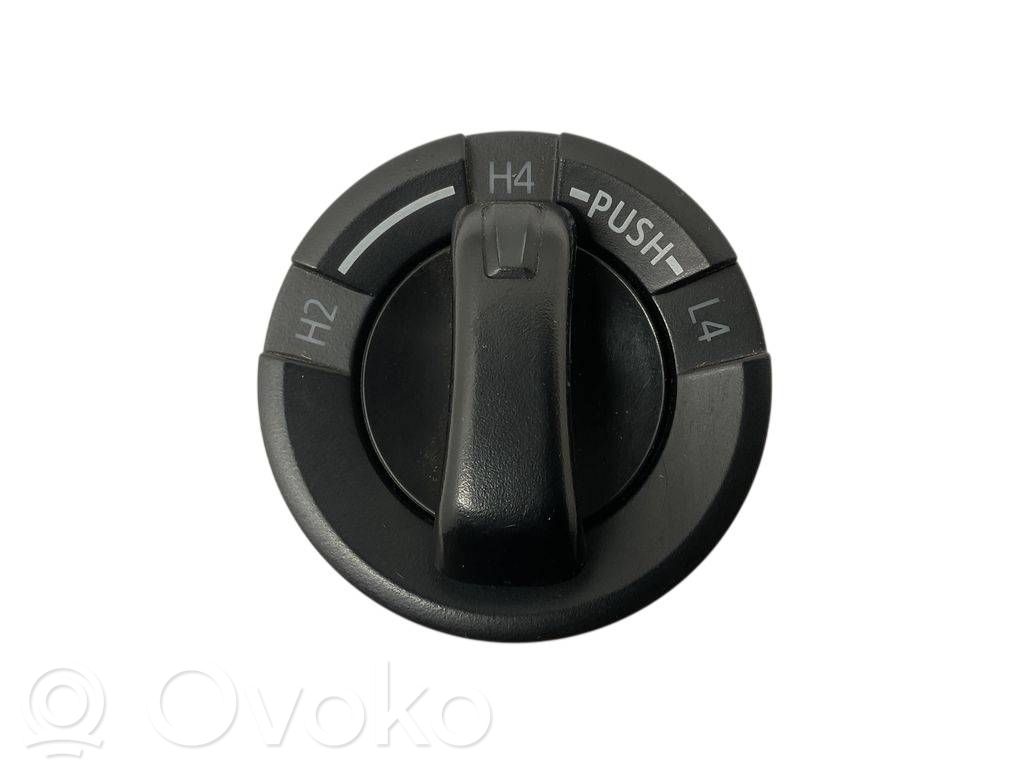 Toyota Hilux (AN120, AN130) Interruptor de bloqueo del diferencial 