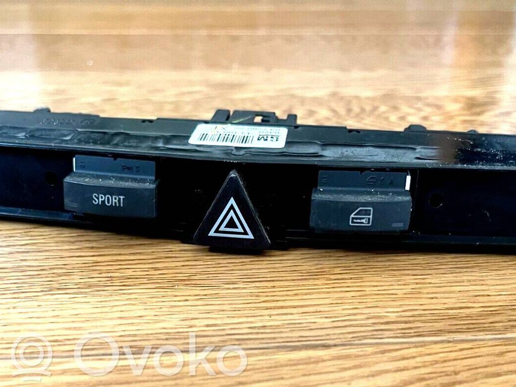 Hazard light switch   13100107,03758070XE,03758070