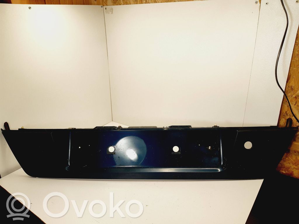 BMW 7 E38 Tailgate trim 