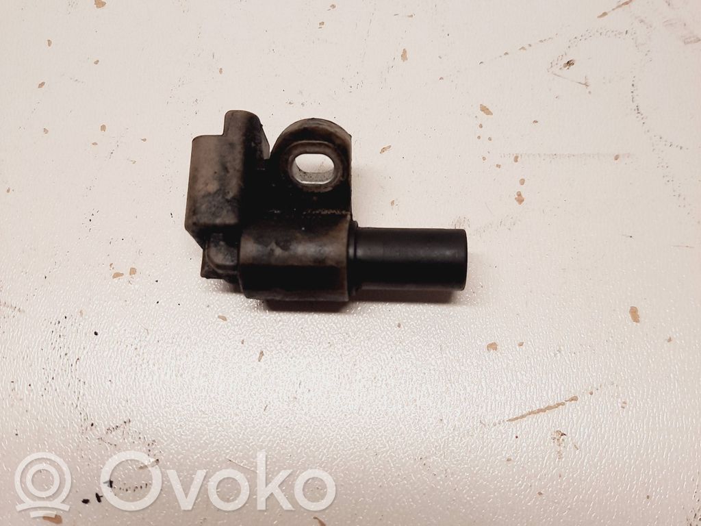 Volvo V50 Camshaft position sensor 