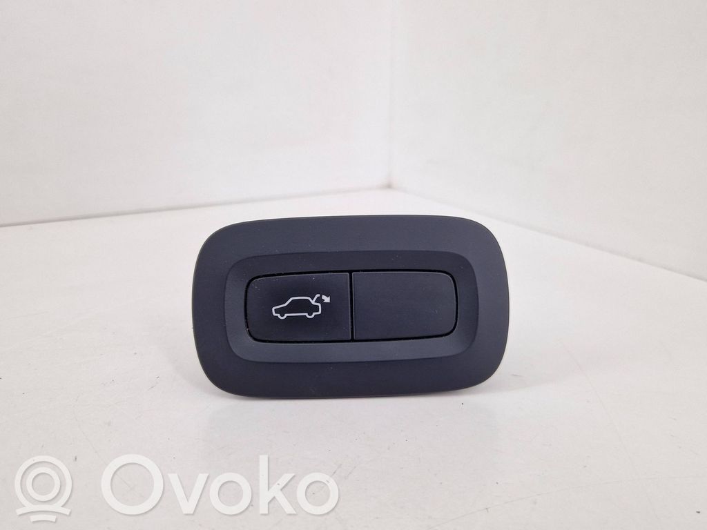 Volvo S90, V90 Tailgate/boot open switch button 