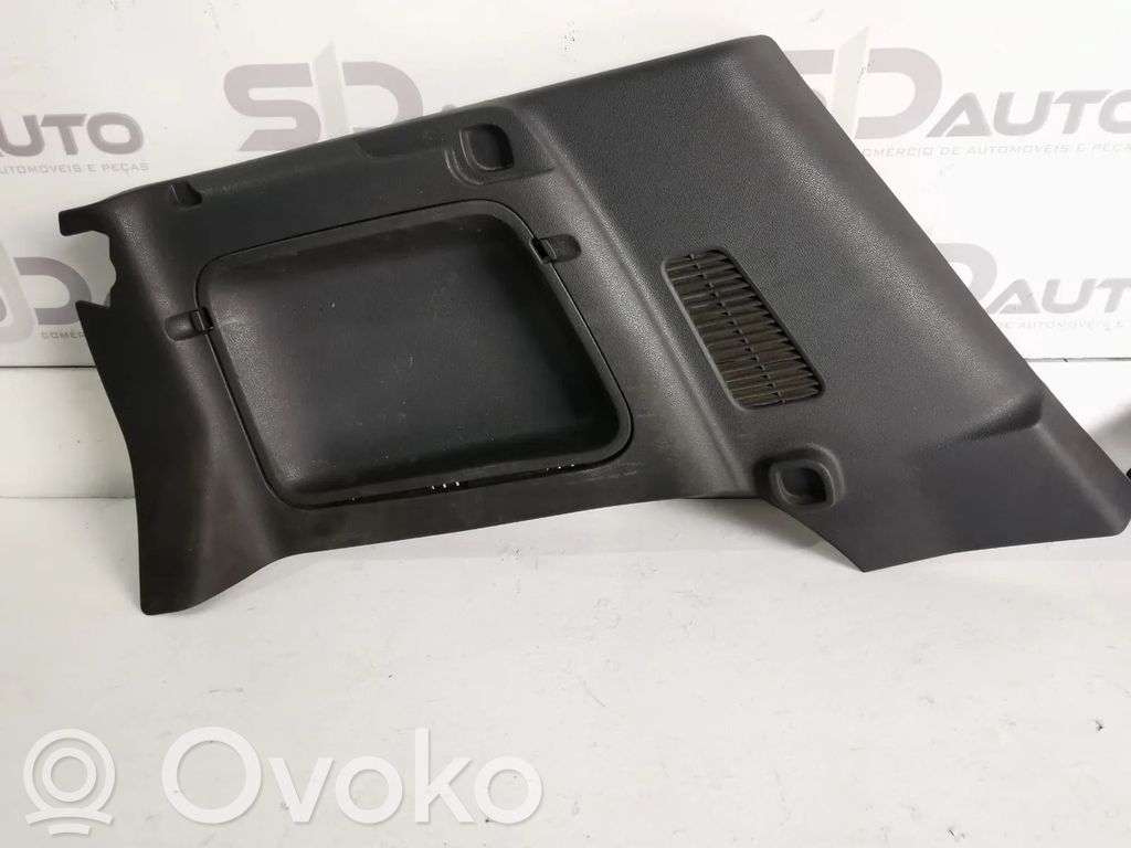 Tailgate trim   A4516920305