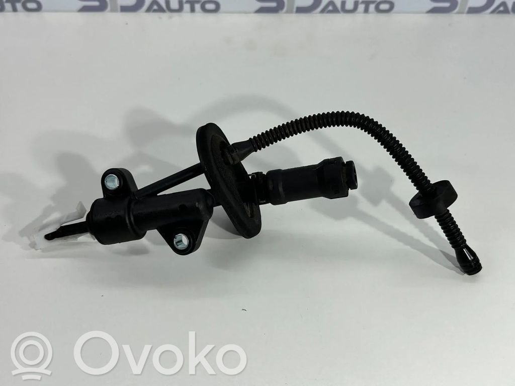 Opel Corsa E Cilindro maestro de embrague 
