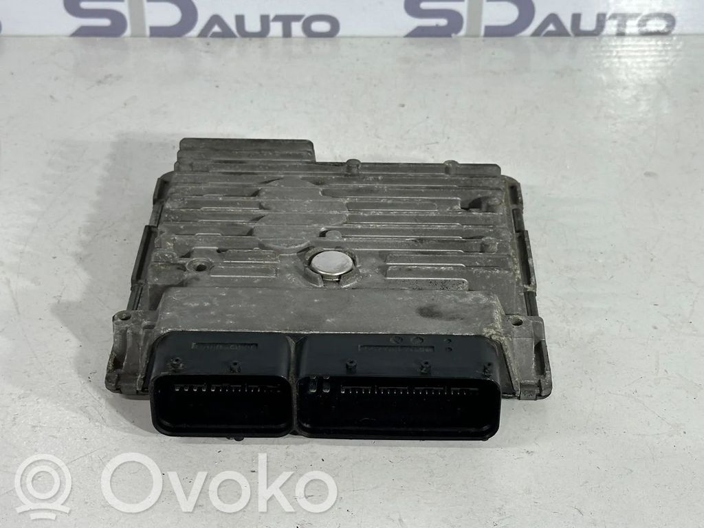 Variklio valdymo blokas   03L906023QA