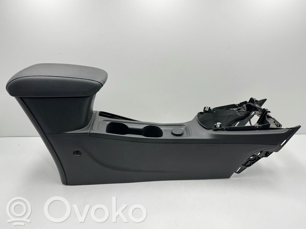 Centrālā konsole   39124502,13412338,39108523