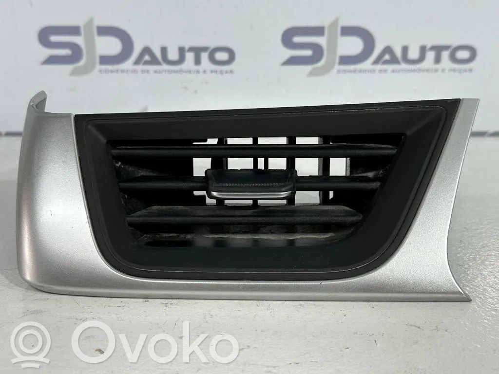 Luftausströmer Lüftungsdüse Luftdüse Mitte   687614975R