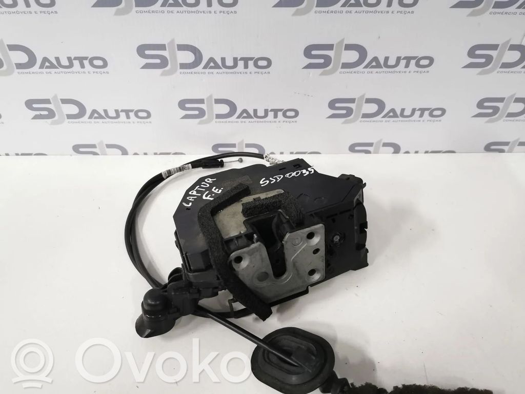 Renault Captur Front door lock 