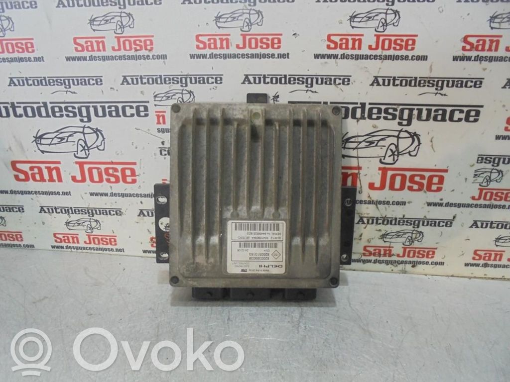 Unidad de control/módulo ECU del motor   8200399038