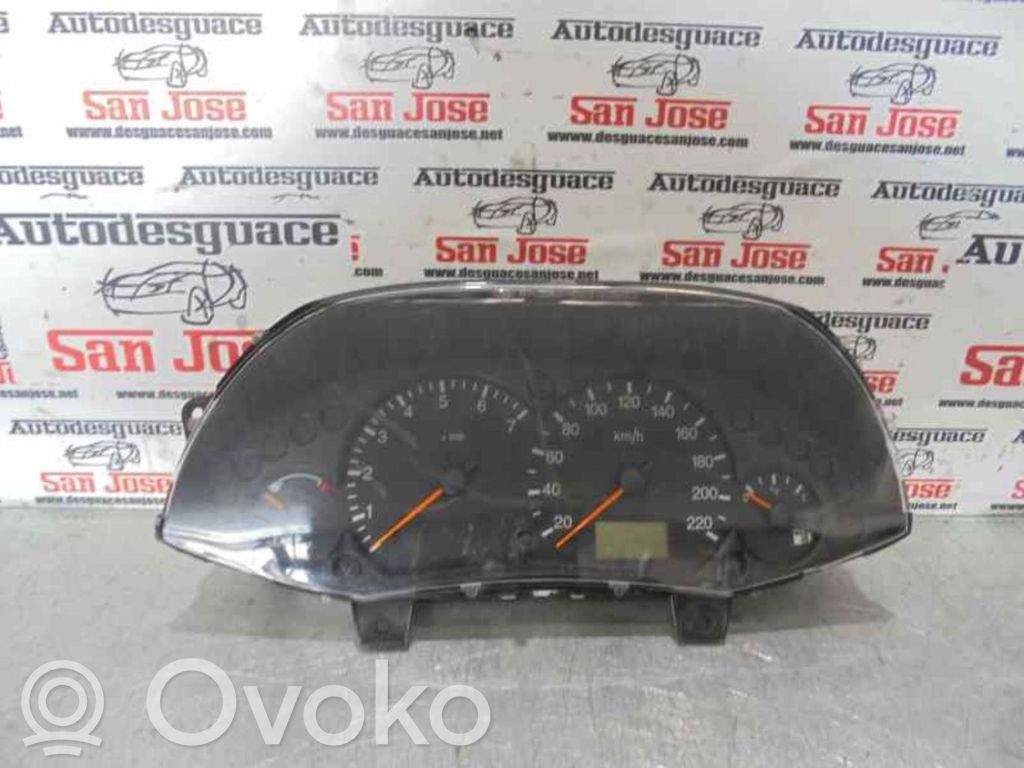Ford Focus Geschwindigkeitsmesser Cockpit 