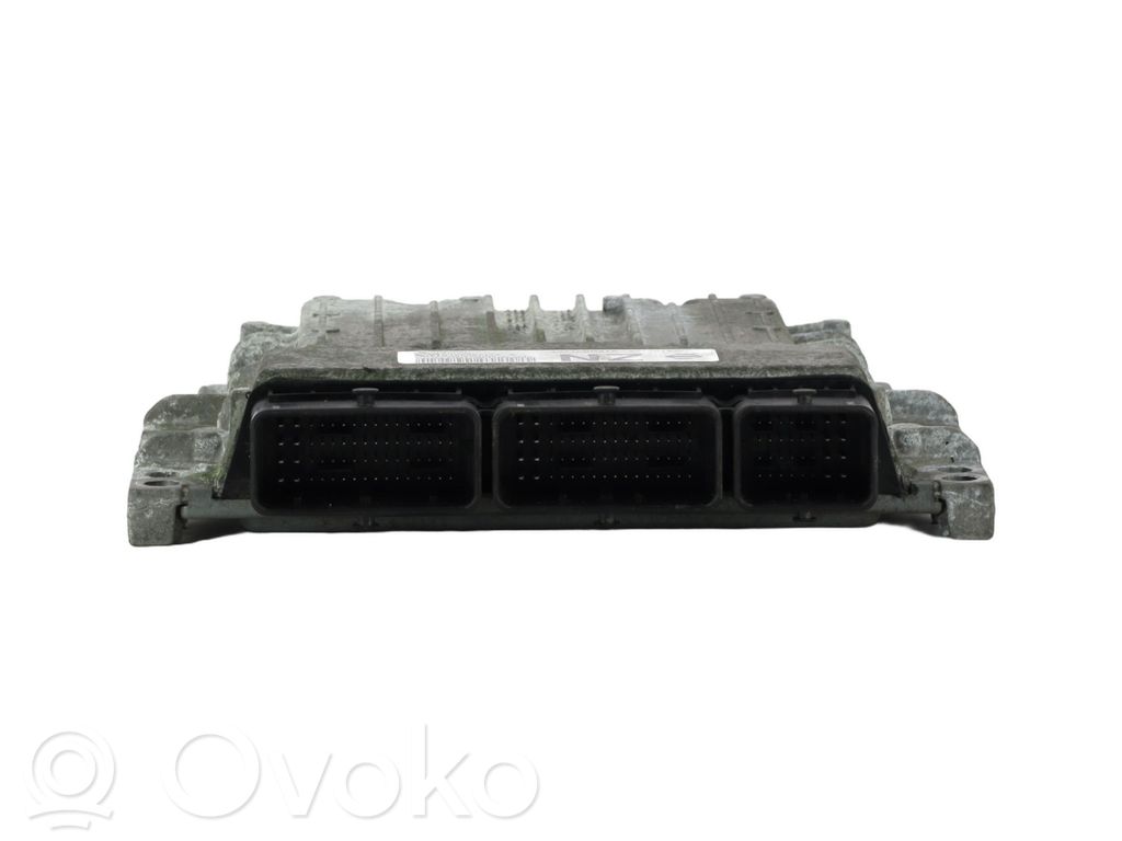 Nissan Qashqai Engine control unit/module 