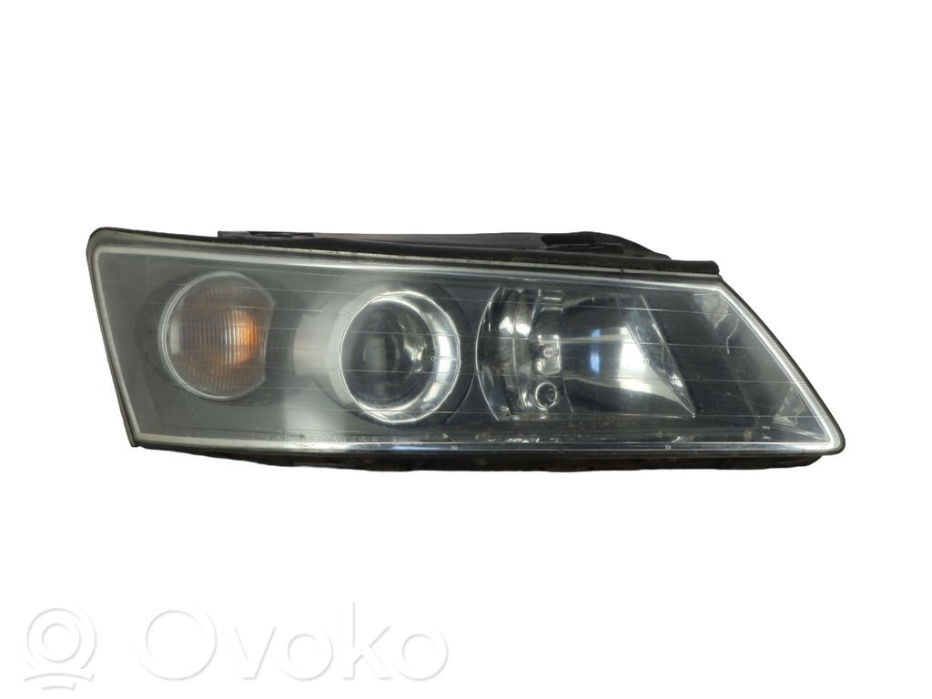 Hyundai Sonata Lampa przednia 