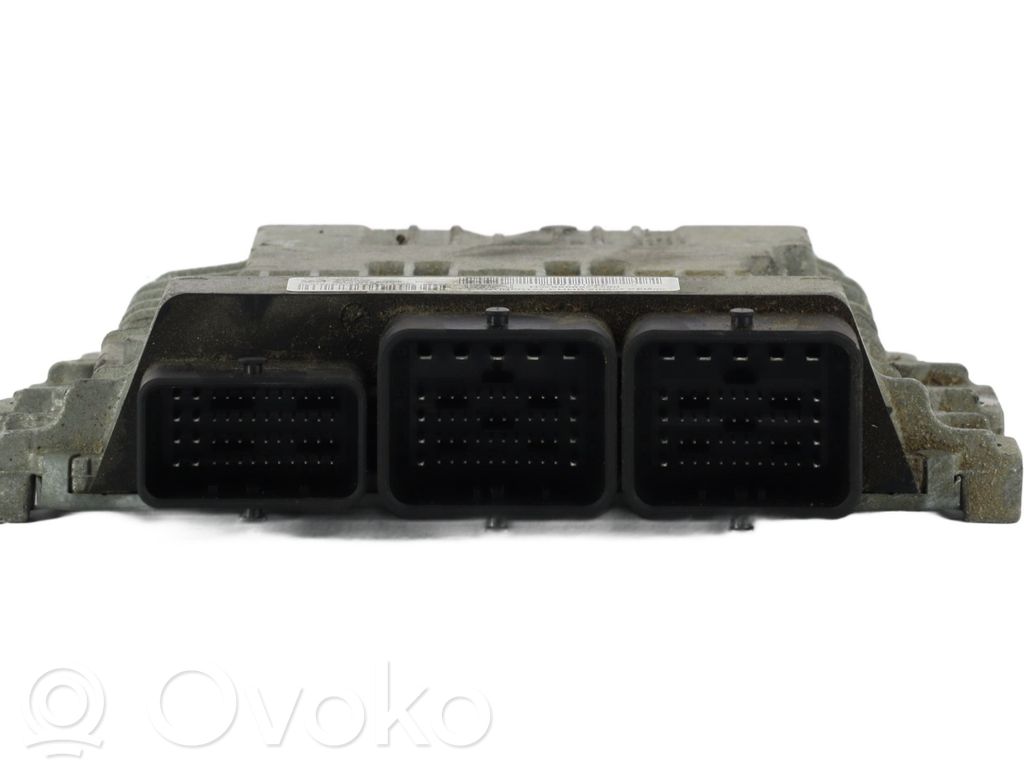 Peugeot 5008 Engine control unit/module 