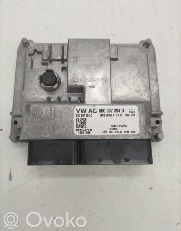 Volkswagen Polo VI Engine control unit/module 