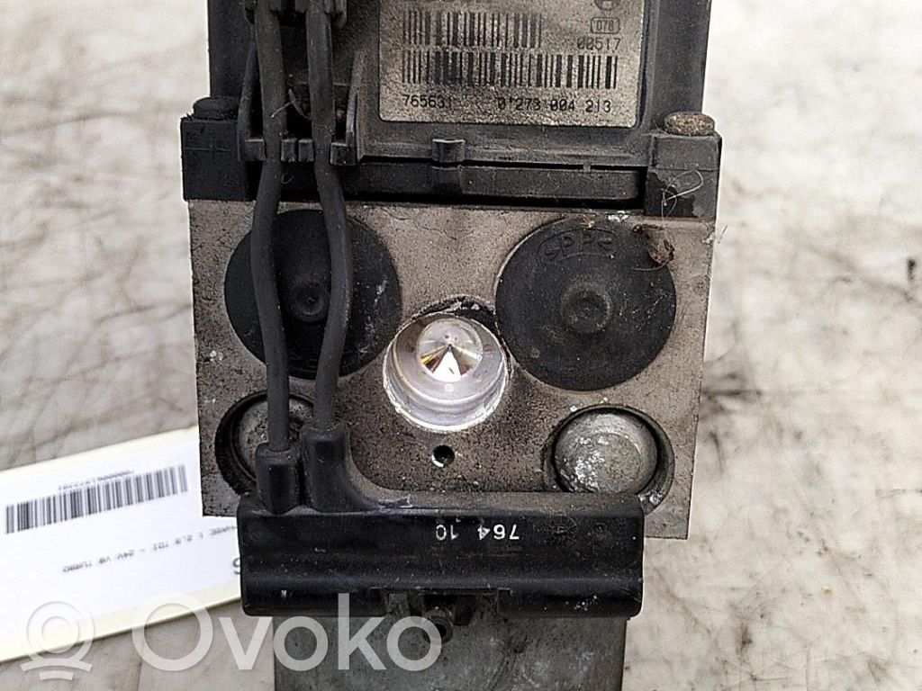 Audi A8 S8 D2 4D ABS bloks 