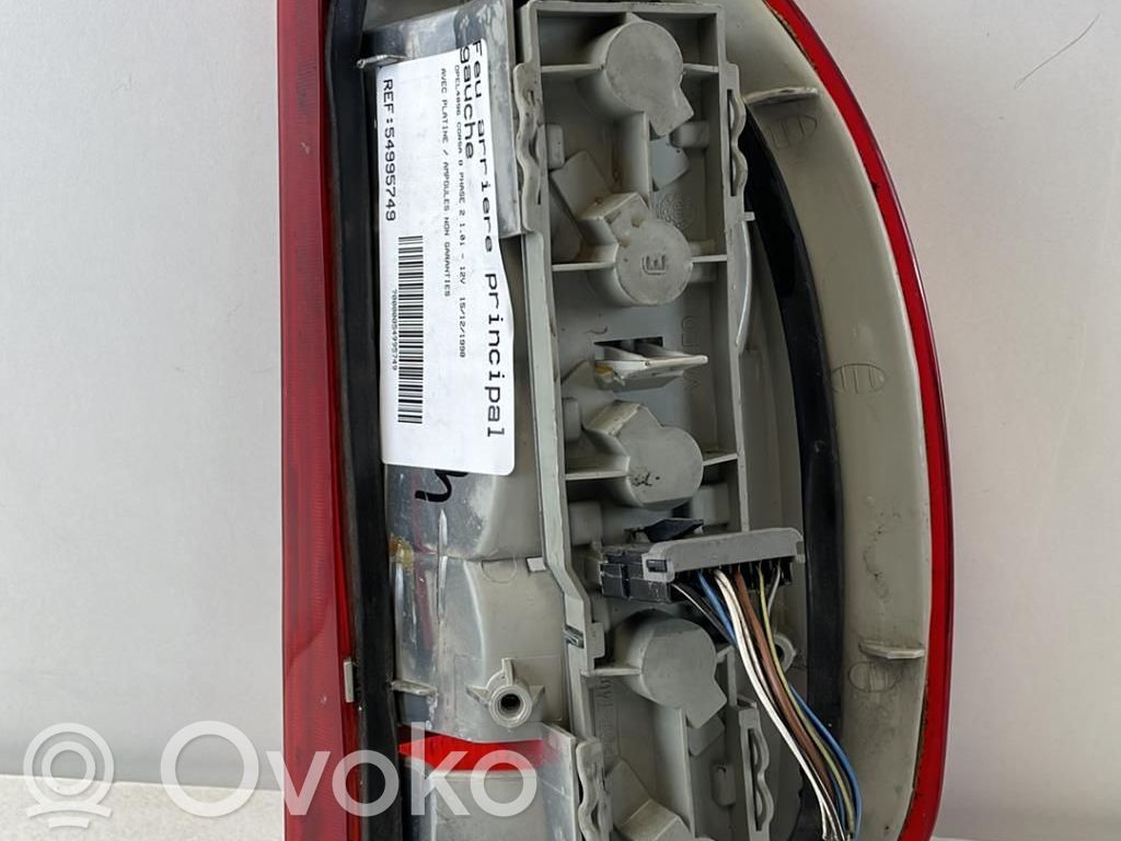 Opel Corsa B Aizmugurējais lukturis virsbūvē 