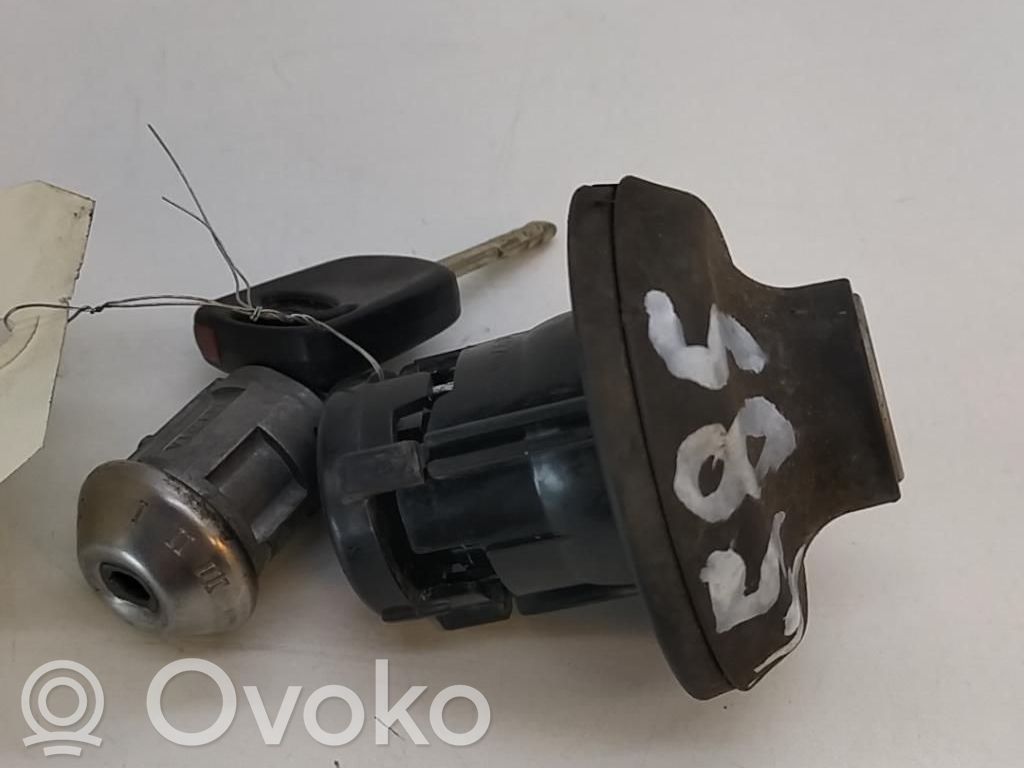 Užvedimo spynelė   M179A