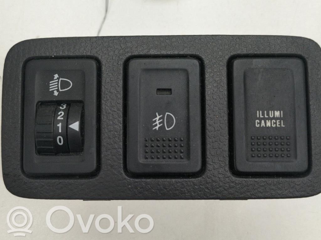 Suzuki SX4 Interruptor de control de altura del faro delantero 