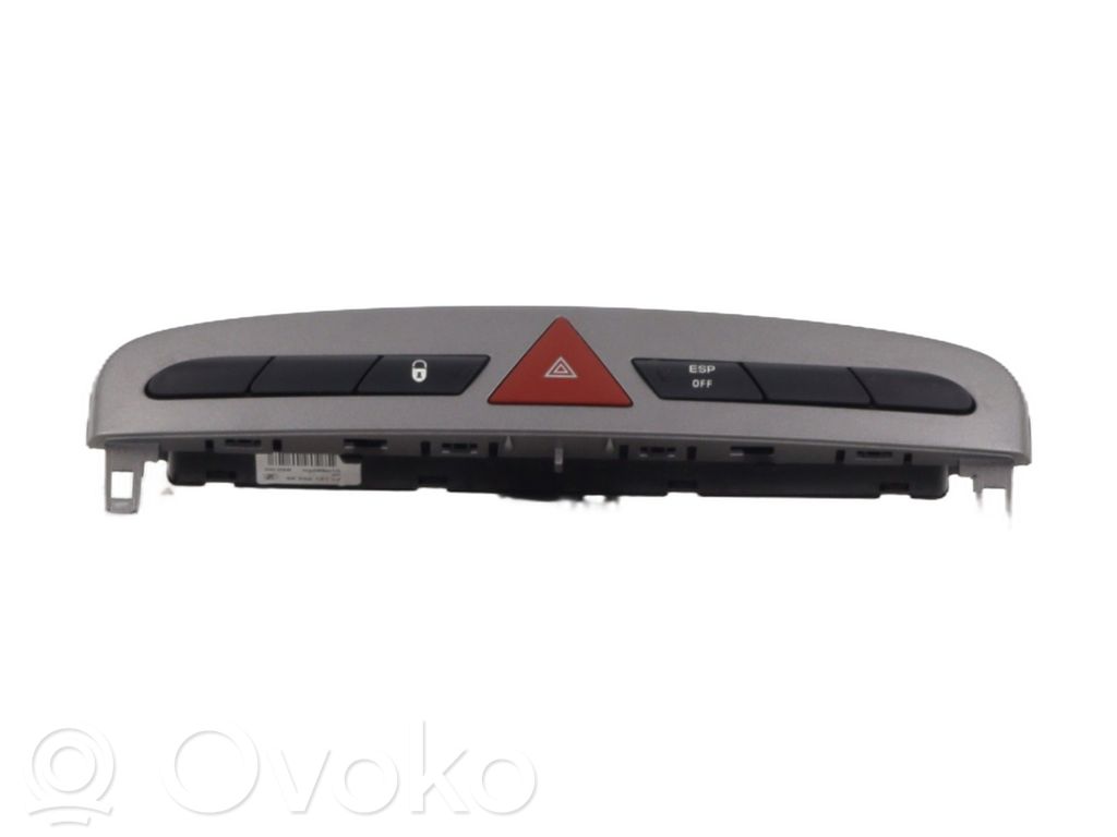 Peugeot 308 Botón interruptor de luz de peligro 