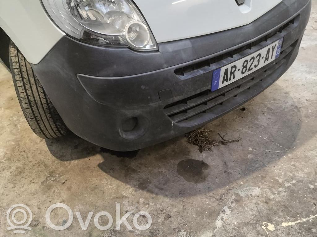 Renault Kangoo II Parachoques delantero 