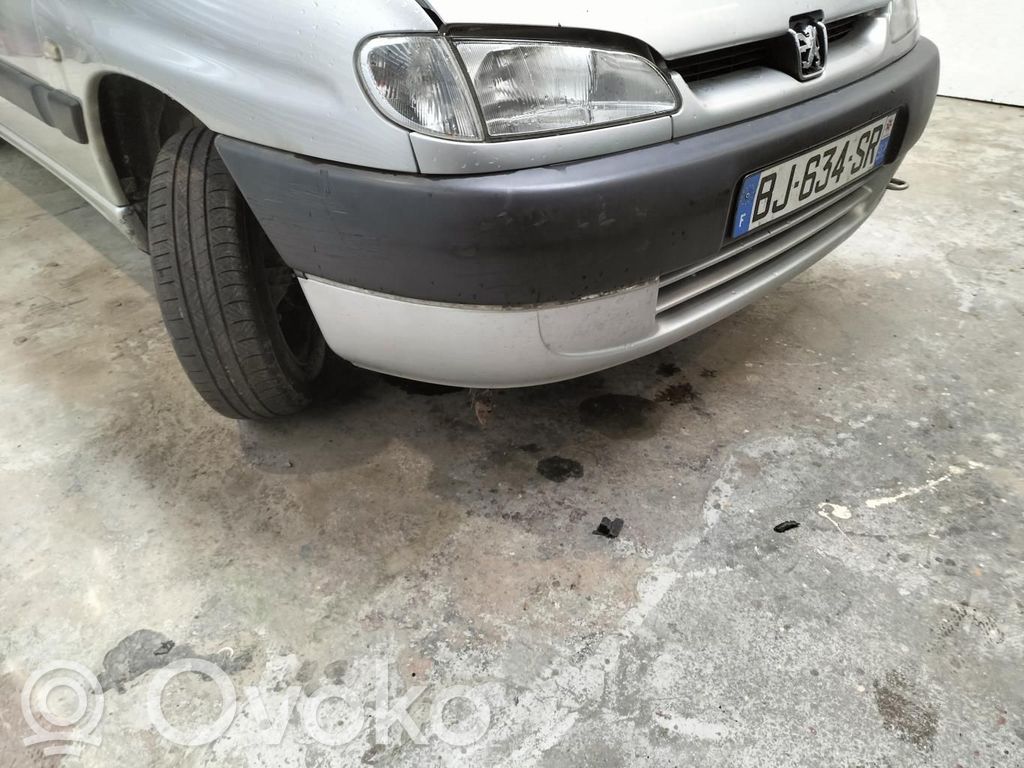 Peugeot Partner Scheinwerfer 