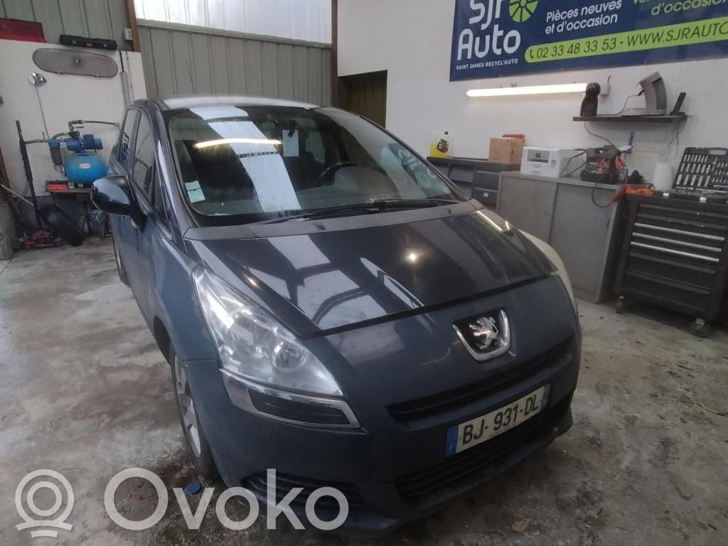 Peugeot 5008 Capteur niveau de carburant 