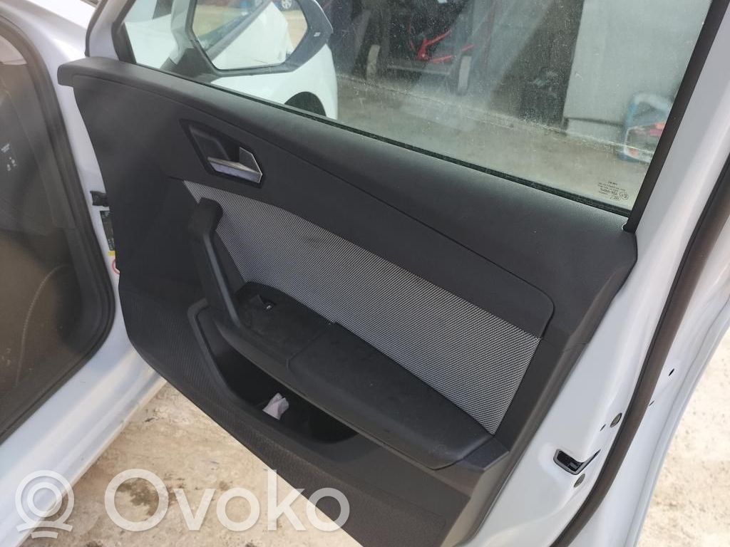 Seat Leon IV Priekšējo durvju apdare 