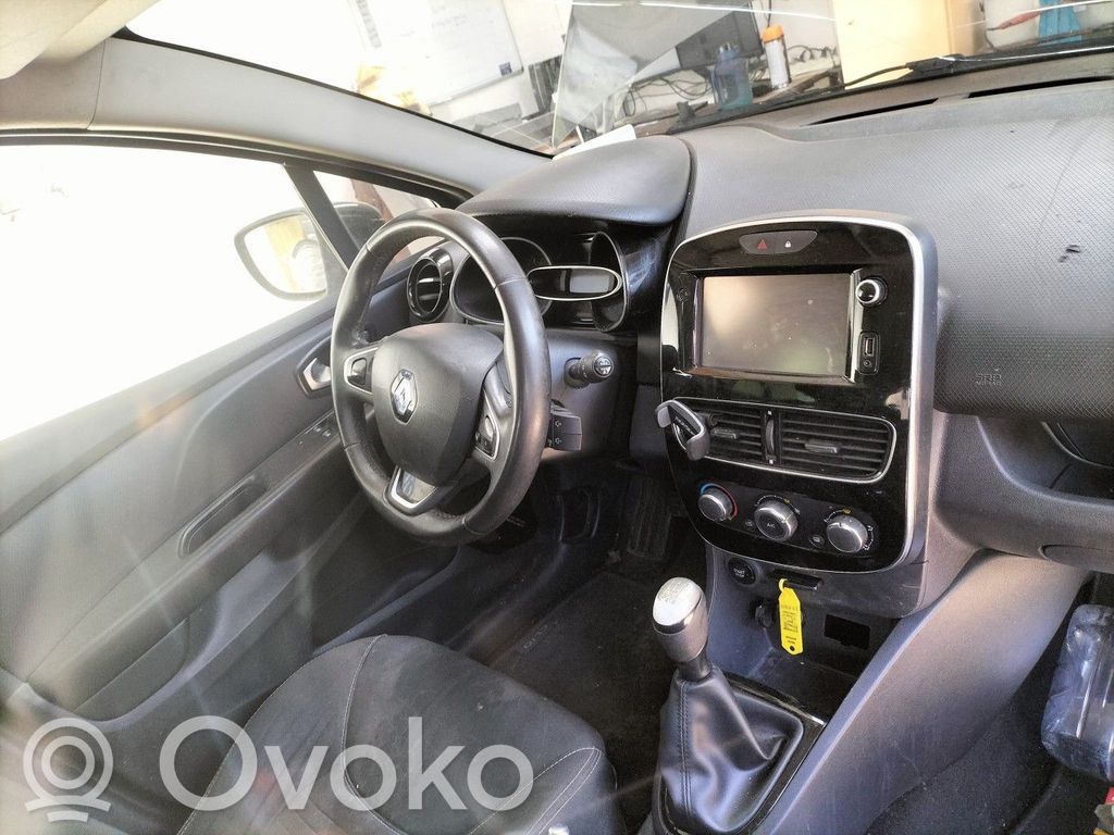 Renault Clio IV Ignition key card reader 
