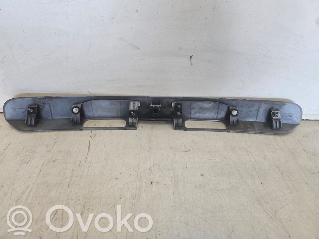 Peugeot 5008 Tailgate opening switch 