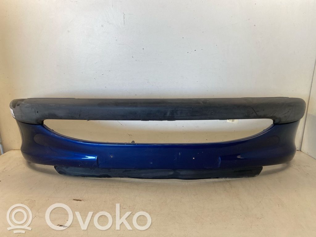 Peugeot 206 Parachoques delantero 