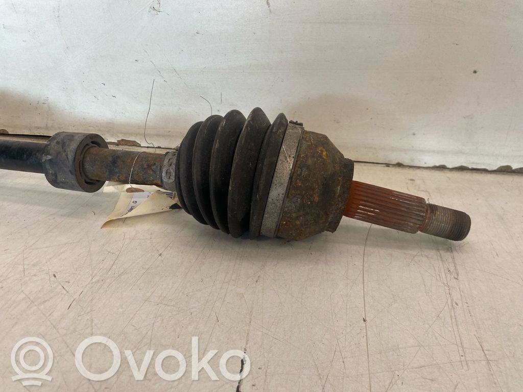 Priekinis pusašis   FD8225600B