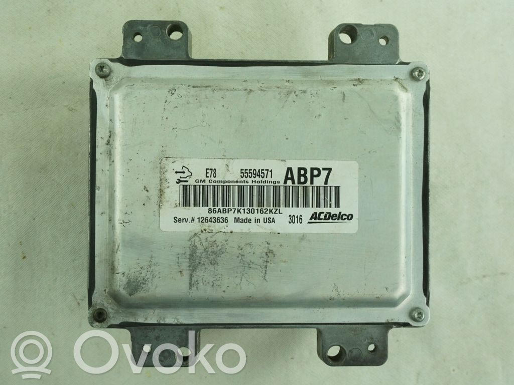 Opel Astra J Engine control unit/module 