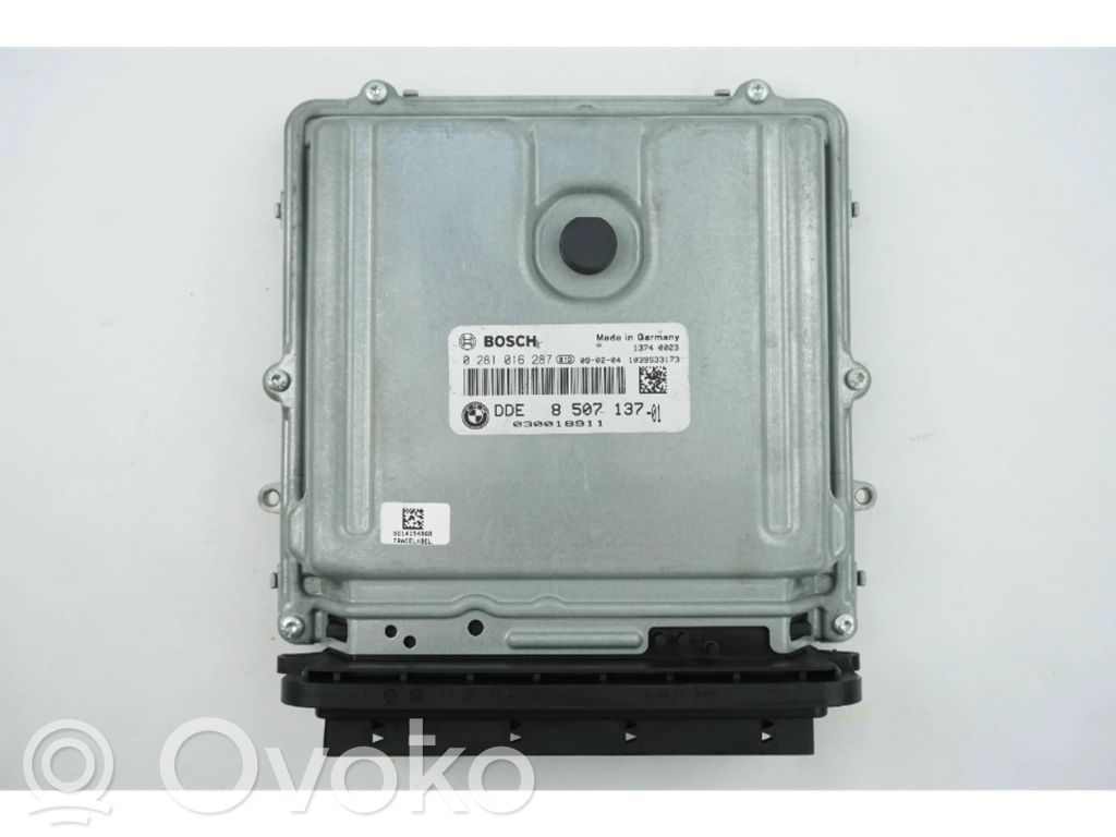 Unidad de control/módulo del motor   8507137,0281016287