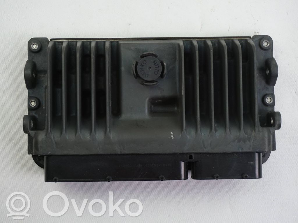 Toyota Yaris XP210 Engine control unit/module 