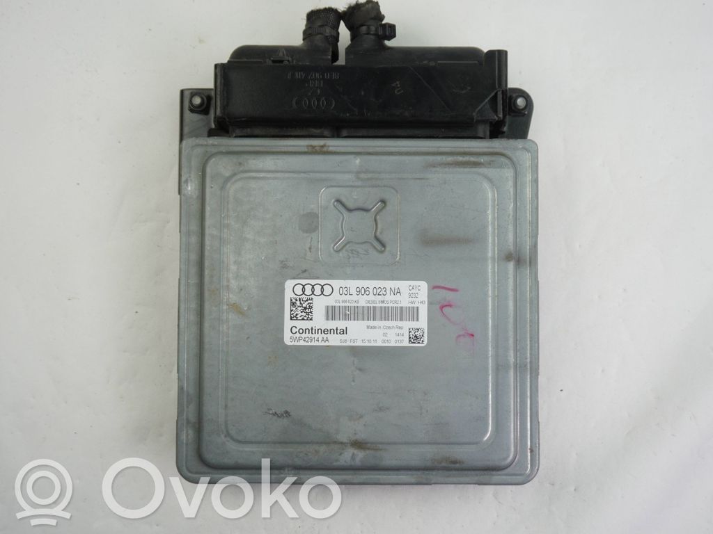 Audi A3 S3 A3 Sportback 8P Engine control unit/module 