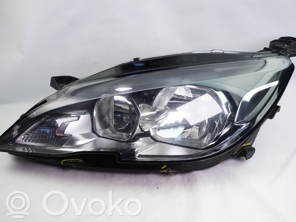 Peugeot 308 Phare frontale 